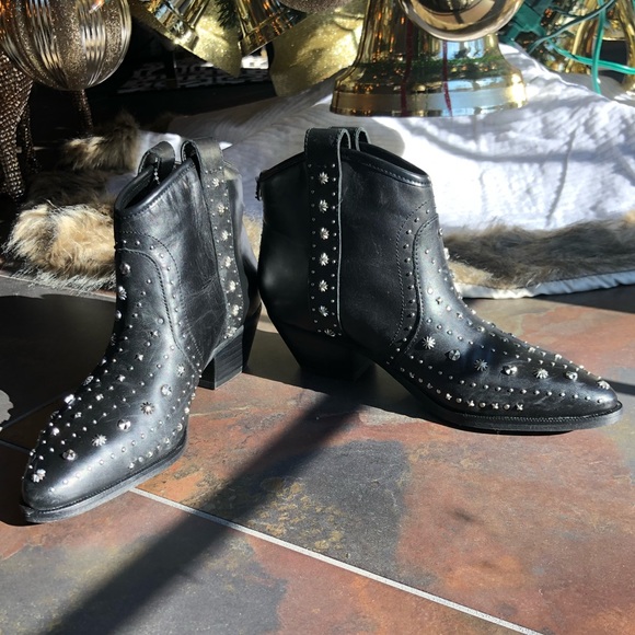 NWOB! Sam Edelman Black Leather Booties Sz. 5.5 - Picture 6 of 8